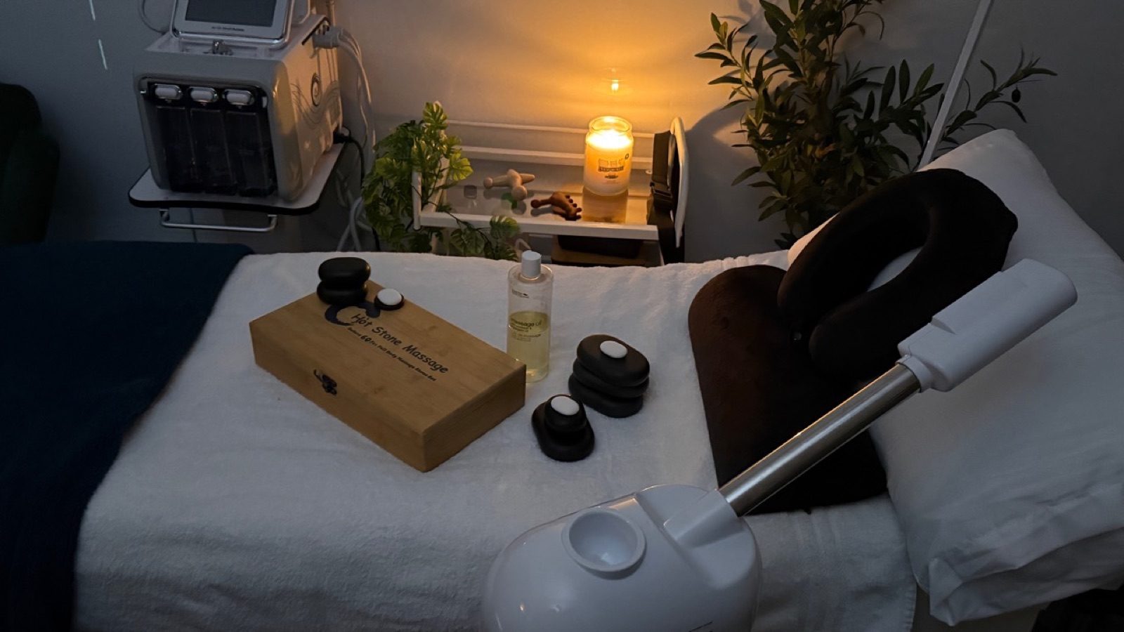 Real photograph of massage details